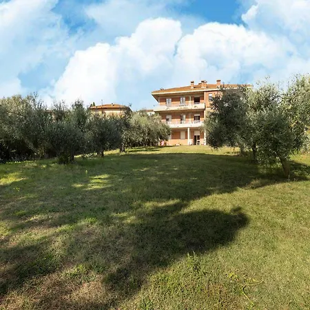 In Tuoro Near Trasimeno טואורו סול טראסימנו