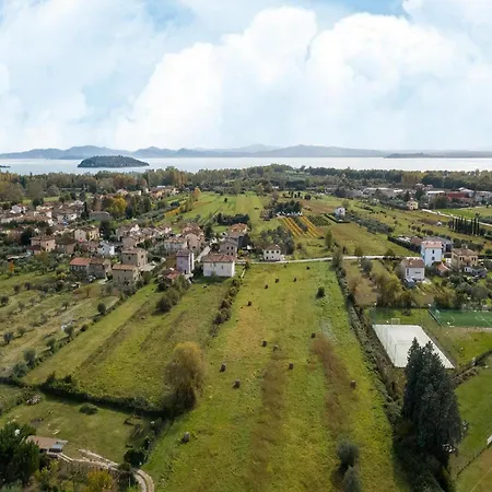 In Tuoro Near Trasimeno Apartamento *